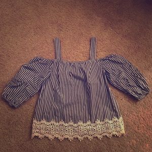 Of the shoulder sleeved tank top